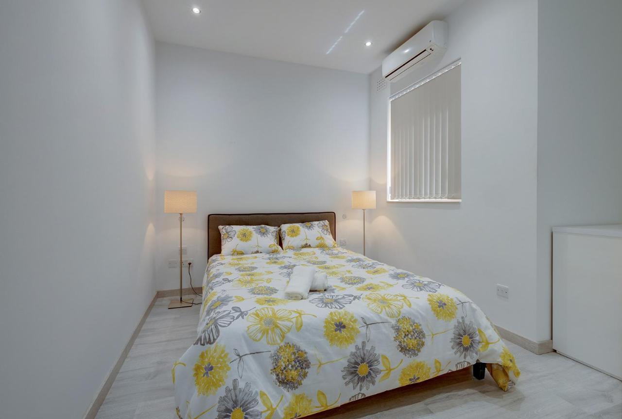Modern Apartment In The Best Area Of Sliema Exterior foto