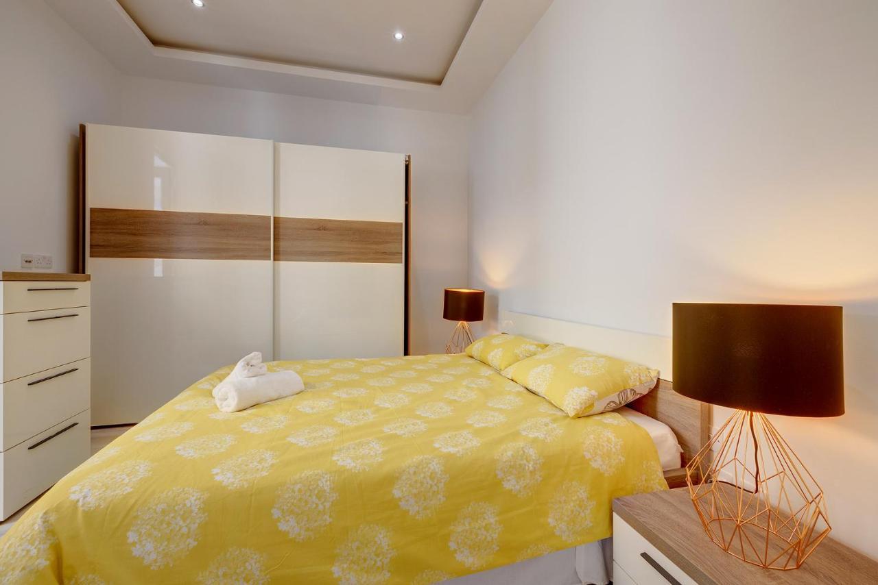 Modern Apartment In The Best Area Of Sliema Exterior foto